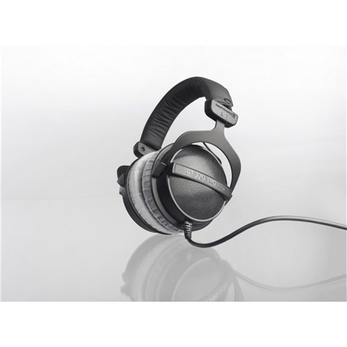 Beyerdynamic DT770 PRO Closed Studio Headphones (80ohms)