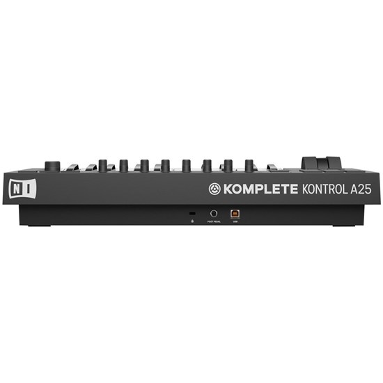 Native Instruments Komplete Kontrol A25 25-Key Smart Keyboard Controller