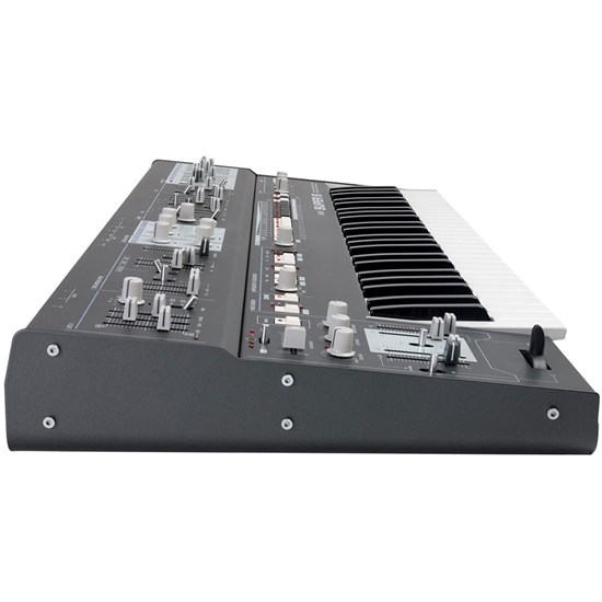 UDO Audio Super 6 12-Voice Polyphonic Analog-Hybrid Synth w/ FM & Wavetable (Grey)