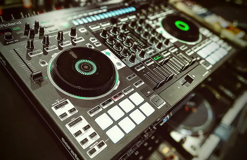 DJ 808 in store